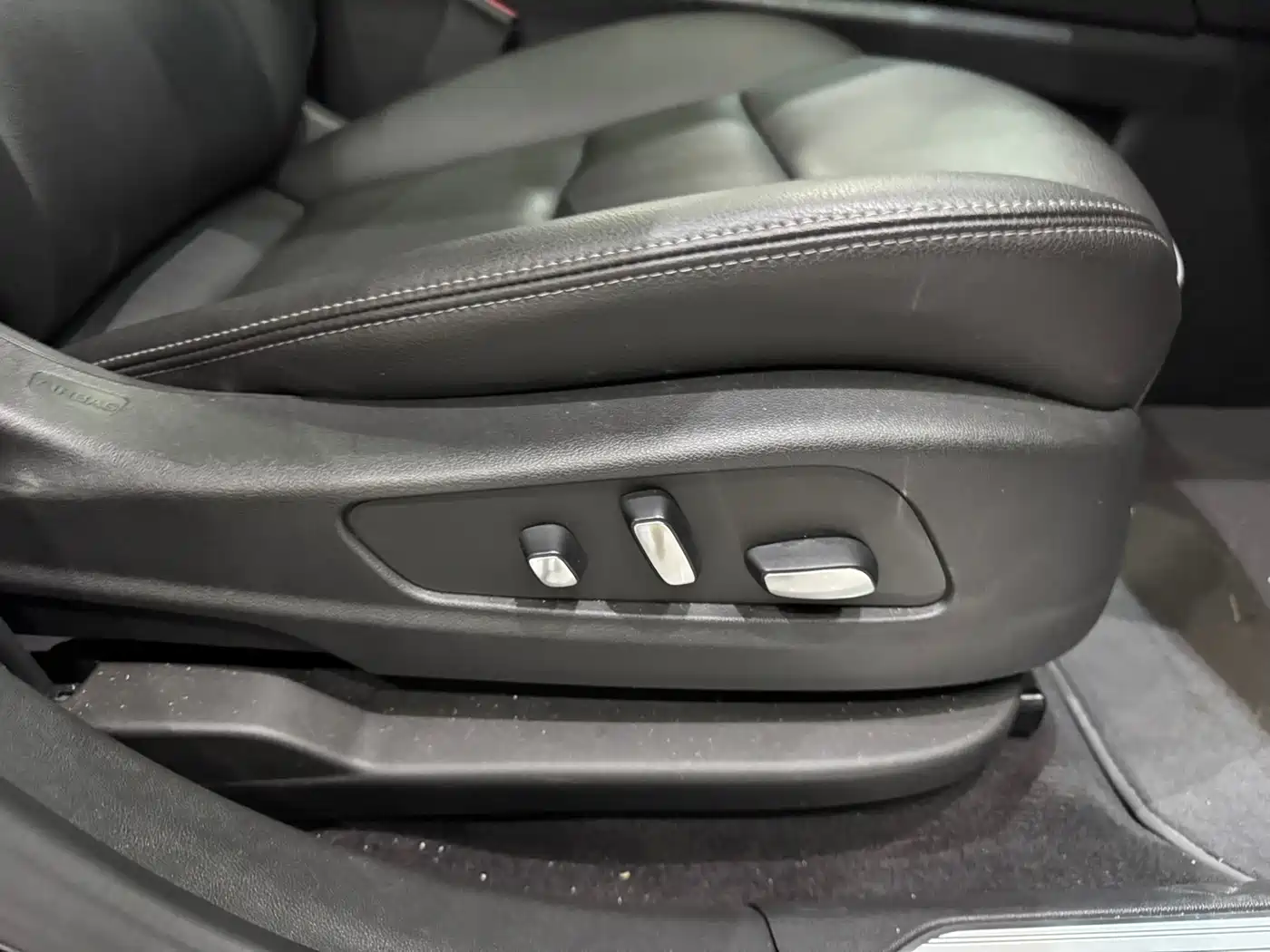 Cadillac XT5 2022 2.0T 2WD Luxury фото 15