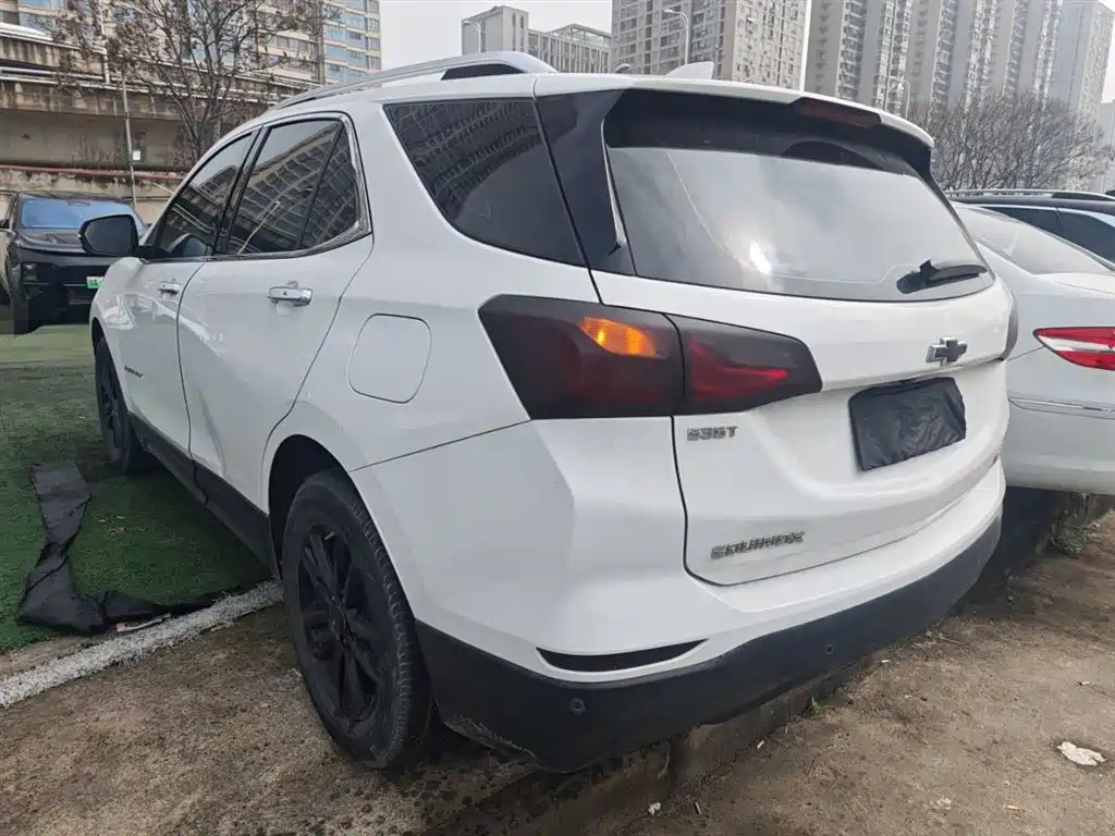 Chevrolet Equinox 2017 535T Automatic Realm Edition фото 23