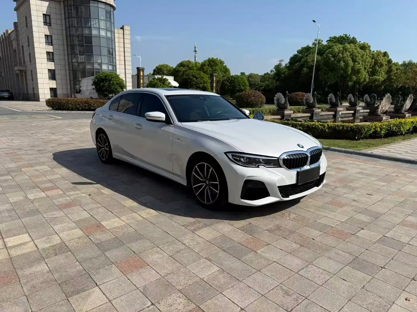 BMW 3 Series 2021 325Li M Sport Package фото 2