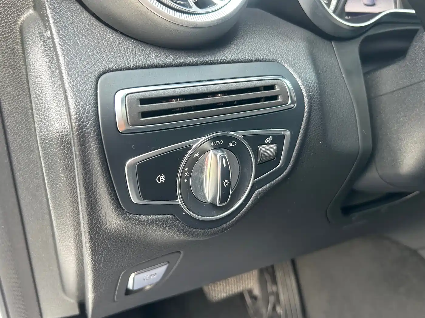 Mercedes-Benz GLC 2018 GLC 260 4MATIC Dynamic фото 11