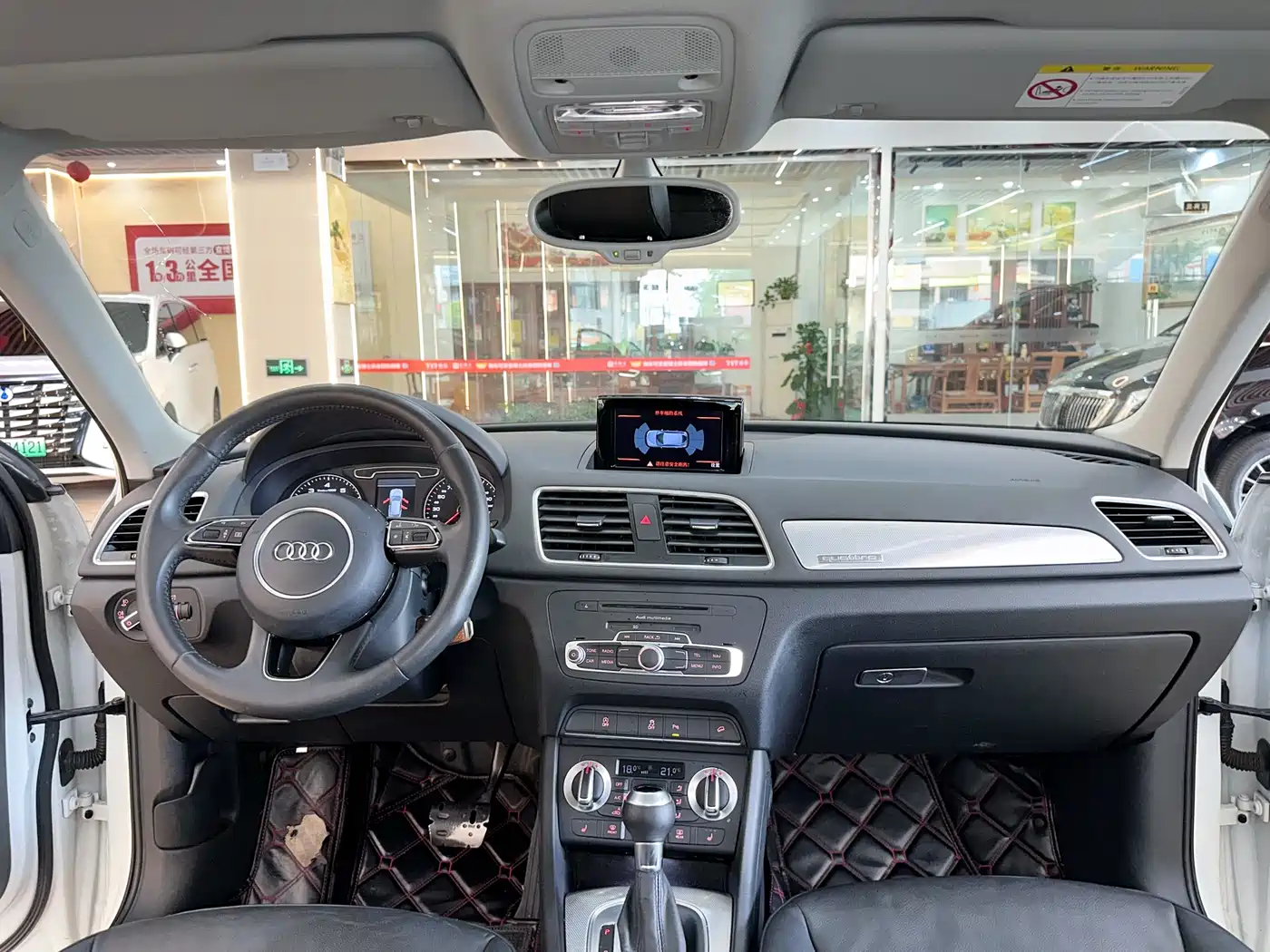 Audi Q3 2015 35 TFSI quattro Technology фото 15