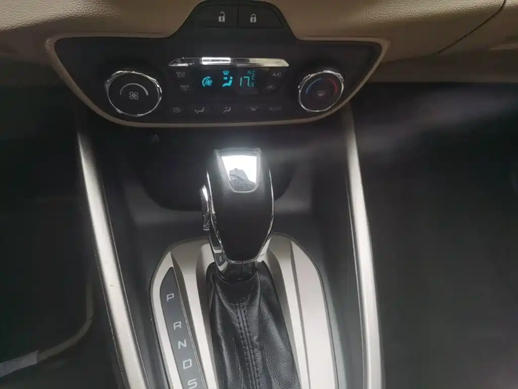 Ford Escort 2015 2015 1.5L Automatic Fashion