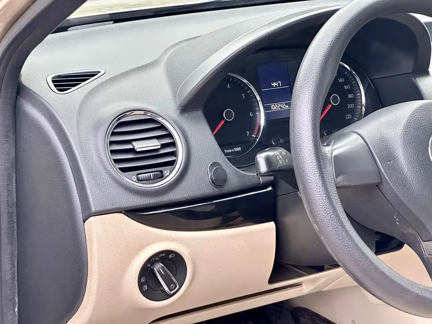 Volkswagen Lavida 2011 1.6L Automatic Pinxuan Edition фото 21
