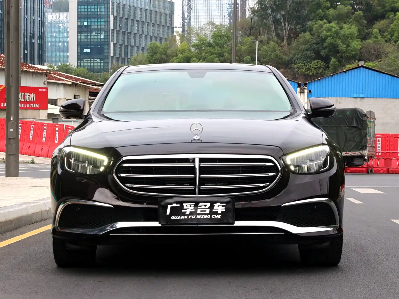  E CLASS