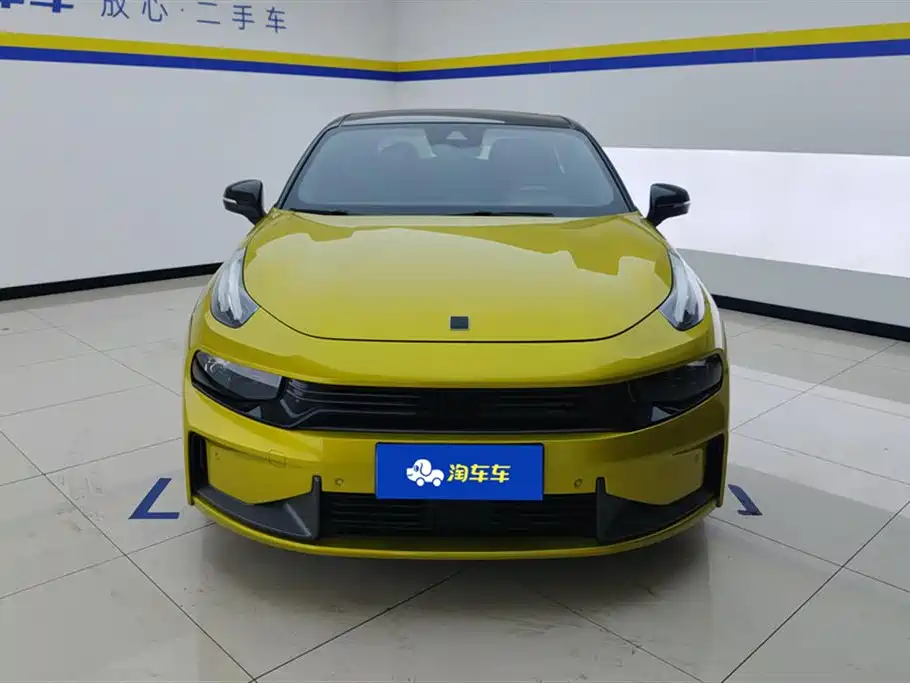 Lynk & Co 03 2021 03+ 2.0TD Auto Wind Rider Edition фото 2