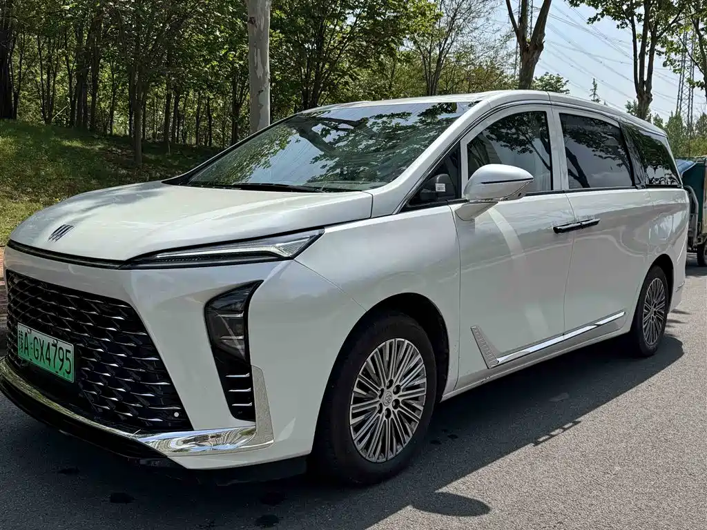 BUICK GL8 NEW ENERGY