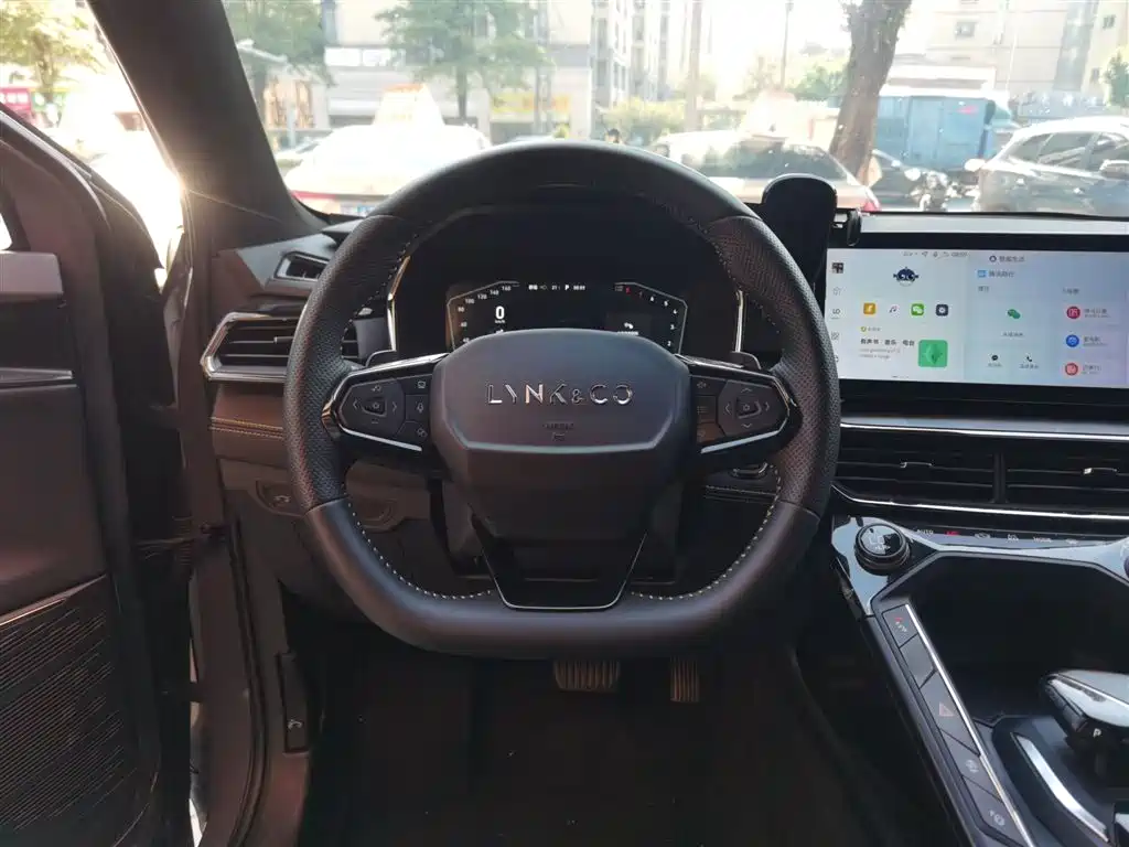 Lynk & Co 06 2023 Remix 1.5T Power Halo фото 7