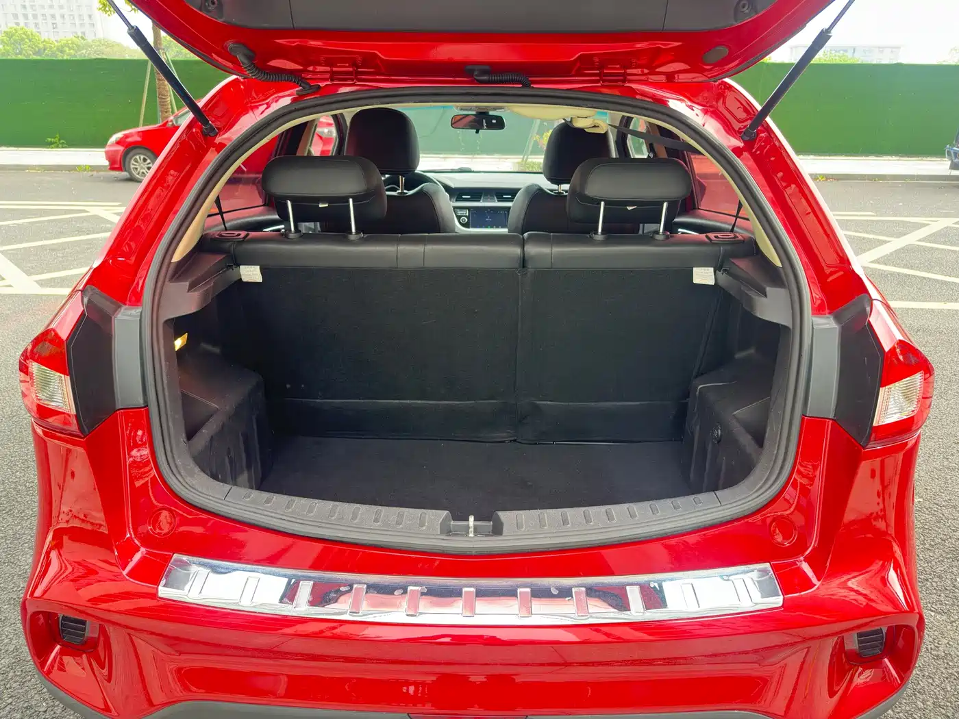 Фото 9 - Geely Vision X3
