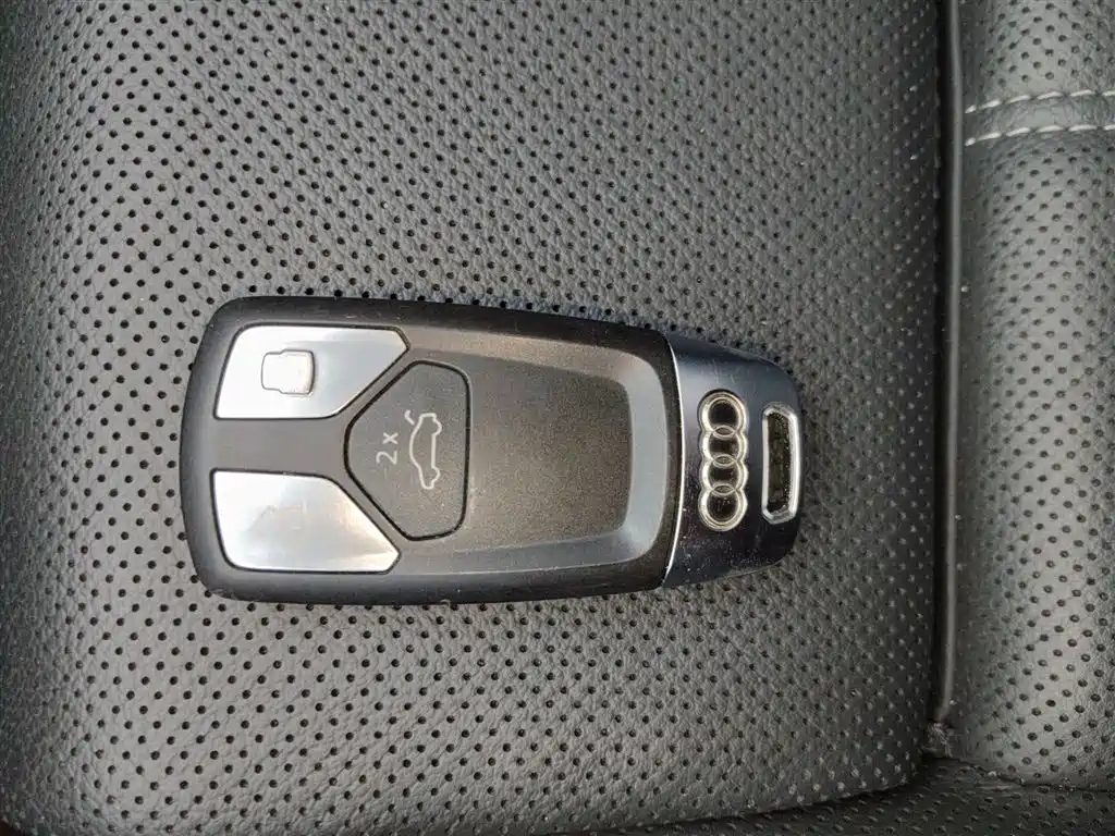 Audi A4L 2020 40 TFSI Fashion Dynamic Edition фото 9