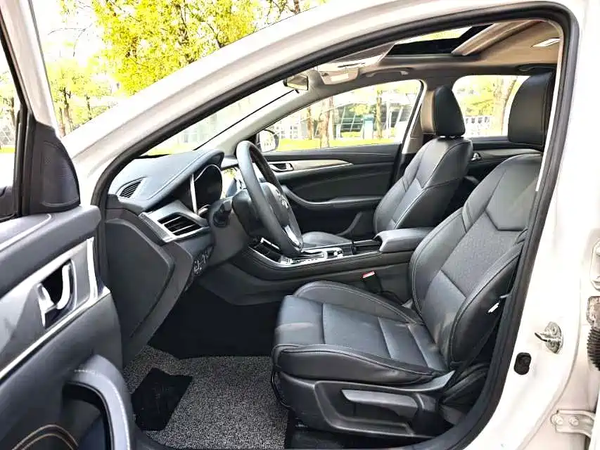 Photo 4 - Changan Eado