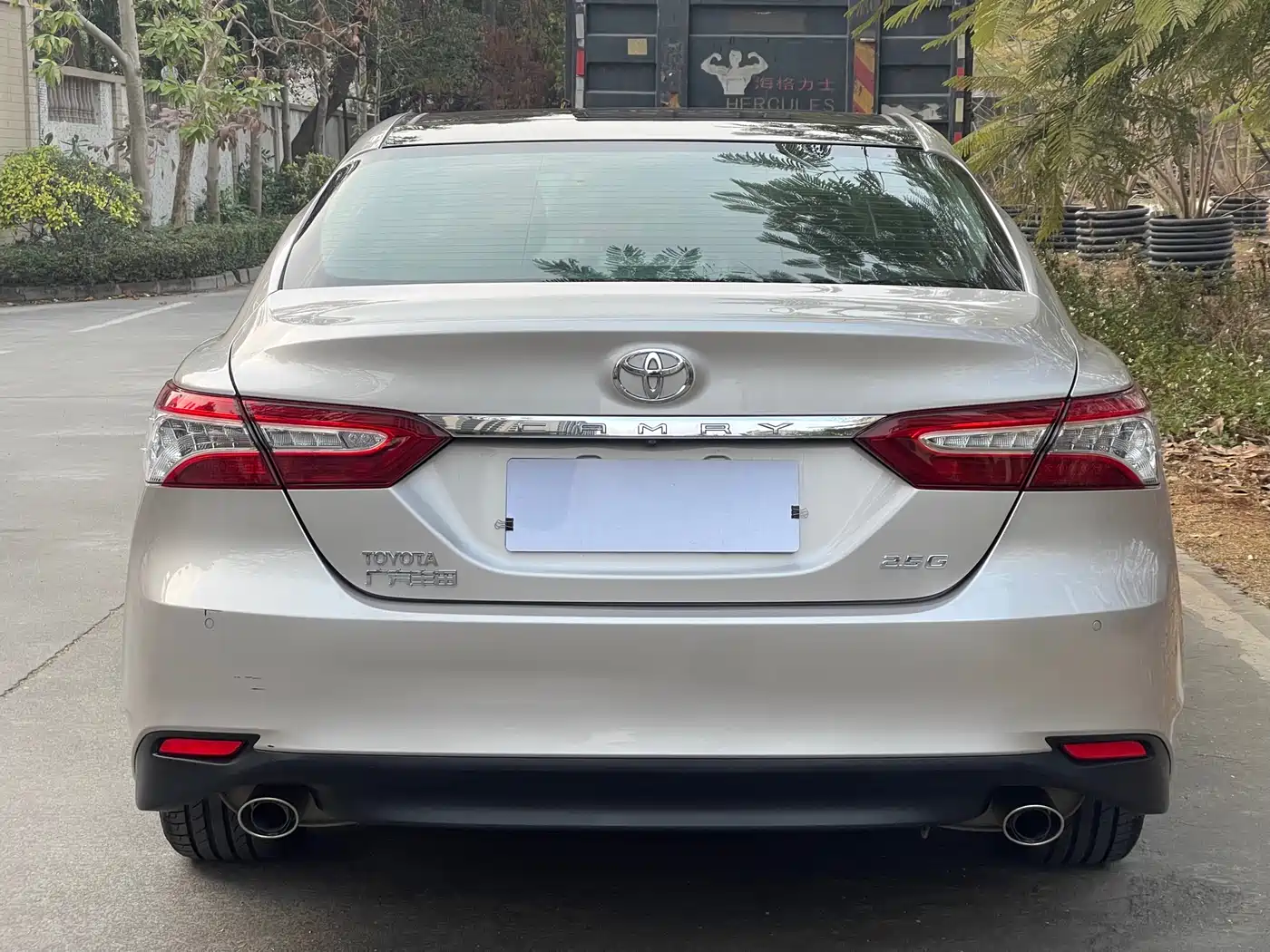 Toyota Camry 2018 2.5G Luxury Edition фото 8