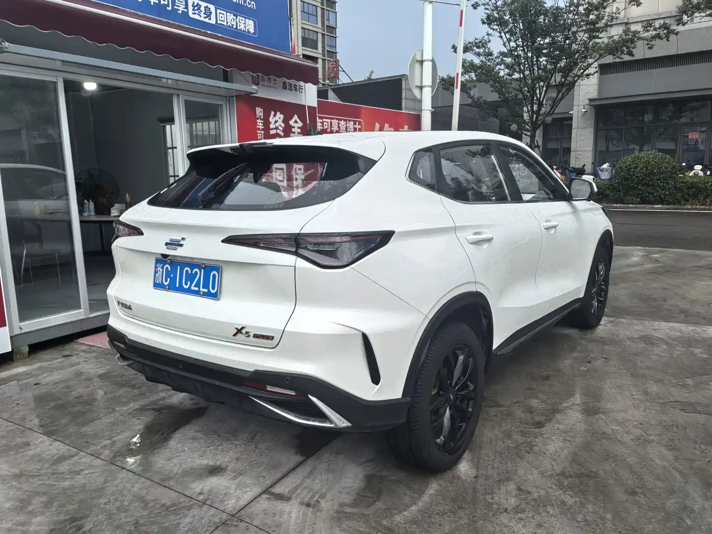 Changan Oshan X5 PLUS 2023 2023 1.5T DCT Smart Fun AI Edition