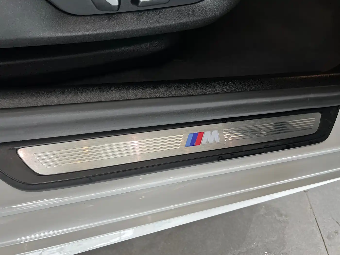 BMW 5 Series 2021 530Li Executive M Sport Package фото 22