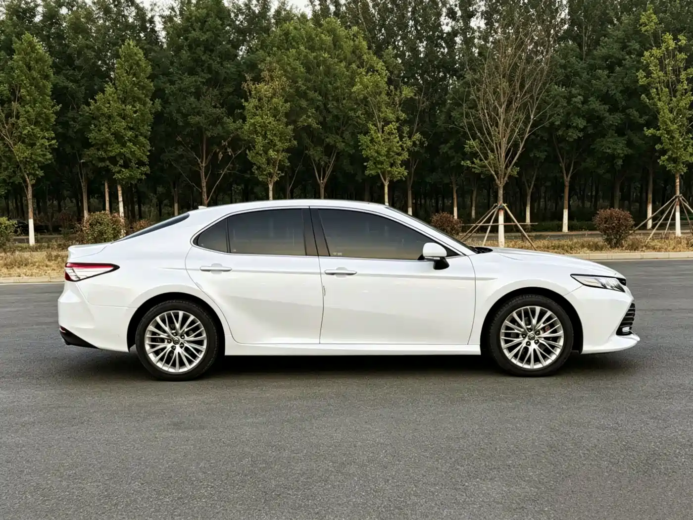 Toyota Camry 2018 2.5G Luxury Edition фото 7