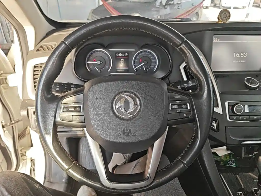 Dongfeng Aeolus Dongfeng Fengshen AX7 2016 2016 2.0L Automatic Smart Comfort