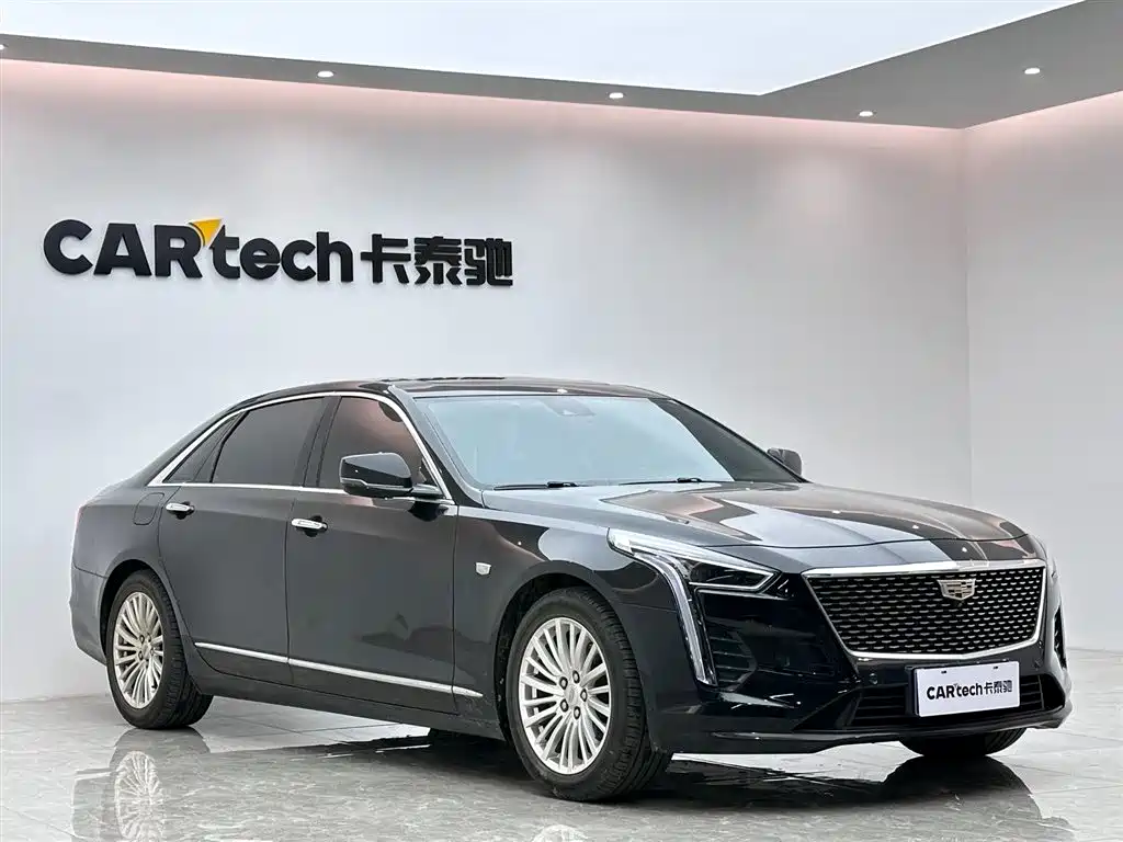 CADILLAC CT6