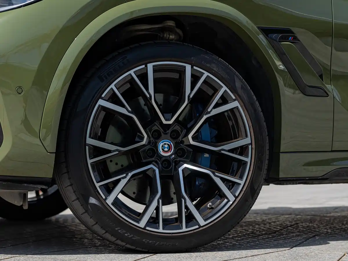 BMW X6 M 2022 X6 M фото 8