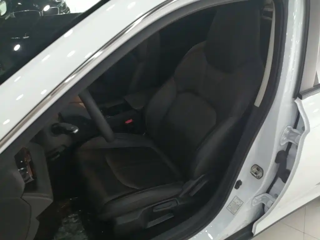 Dongfeng Aeolus Yixuan 2024 2024 1.5L Auto Sport Edition
