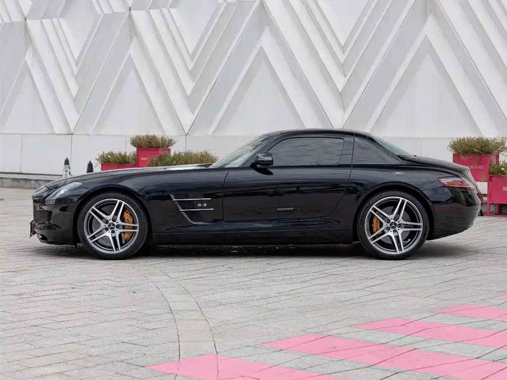 Mercedes-Benz SLS AMG 2011 2011 SLS AMG