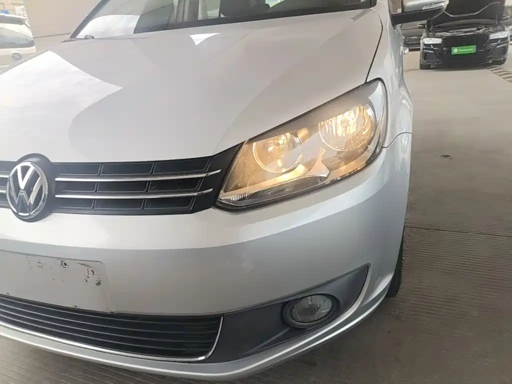 Volkswagen Touran 2016 2015 1.4T DSG Comfort Edition 5-seater