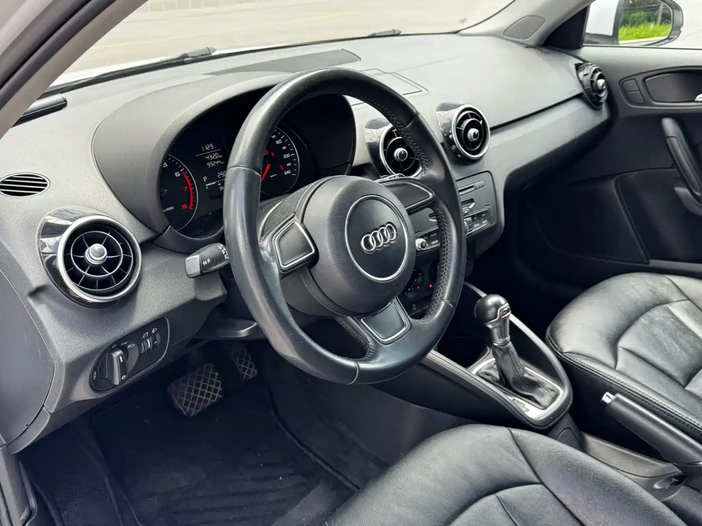 Audi A1 2016 2014 30 TFSI Sportback Fashion