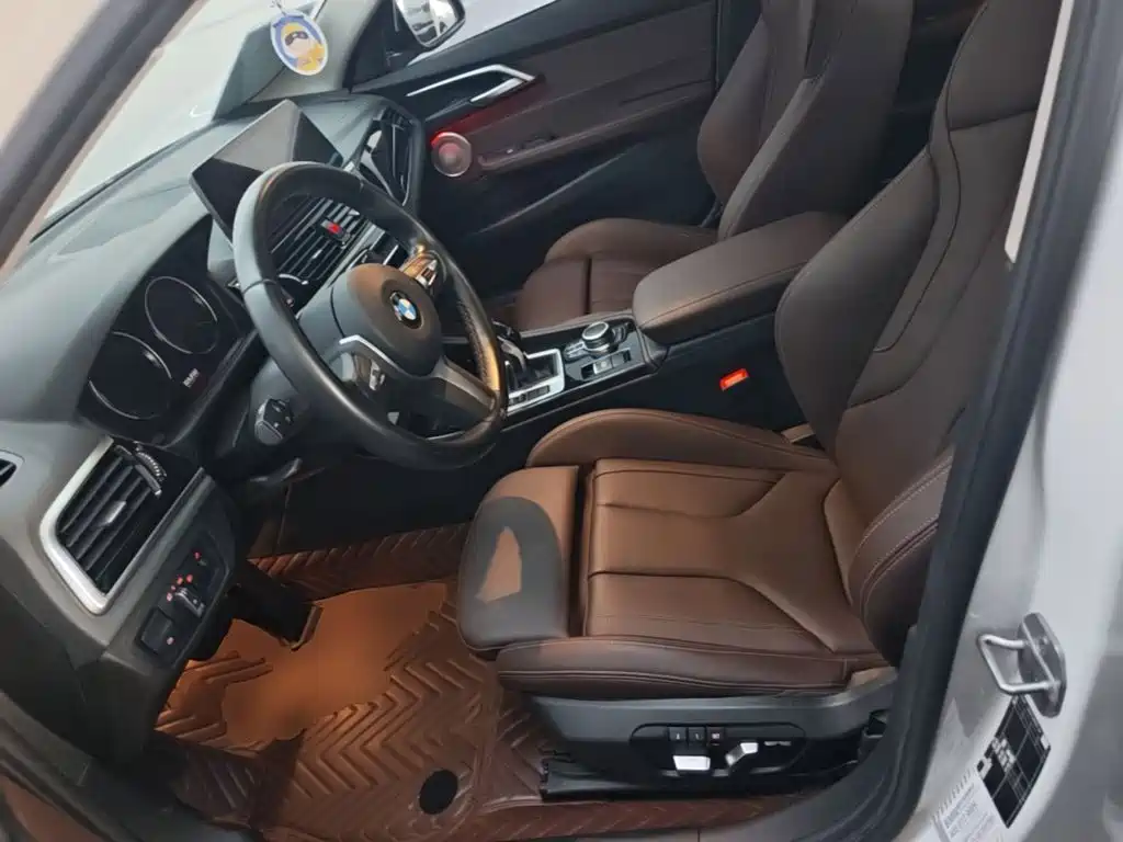 BMW 1 Series 2023 2022 125i M Sport Shadow Edition