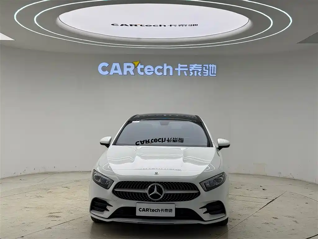 Mercedes-Benz A-Class 2022 A 200 L Sport Sedan Dynamic фото 2