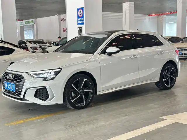 Audi A3 2023 Sportback 35 TFSI Fashion Sport