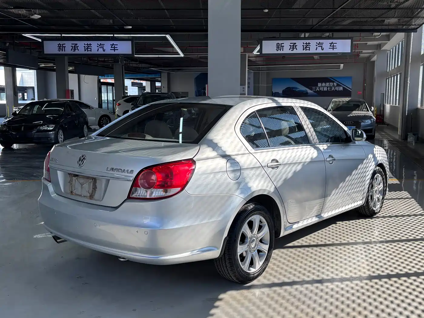 Volkswagen Lavida 2008 Model 1.6L Automatic Pinxuan Edition фото 13