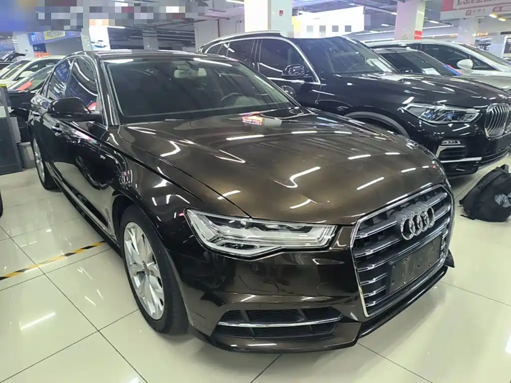 Фото 22 - Audi A6L
