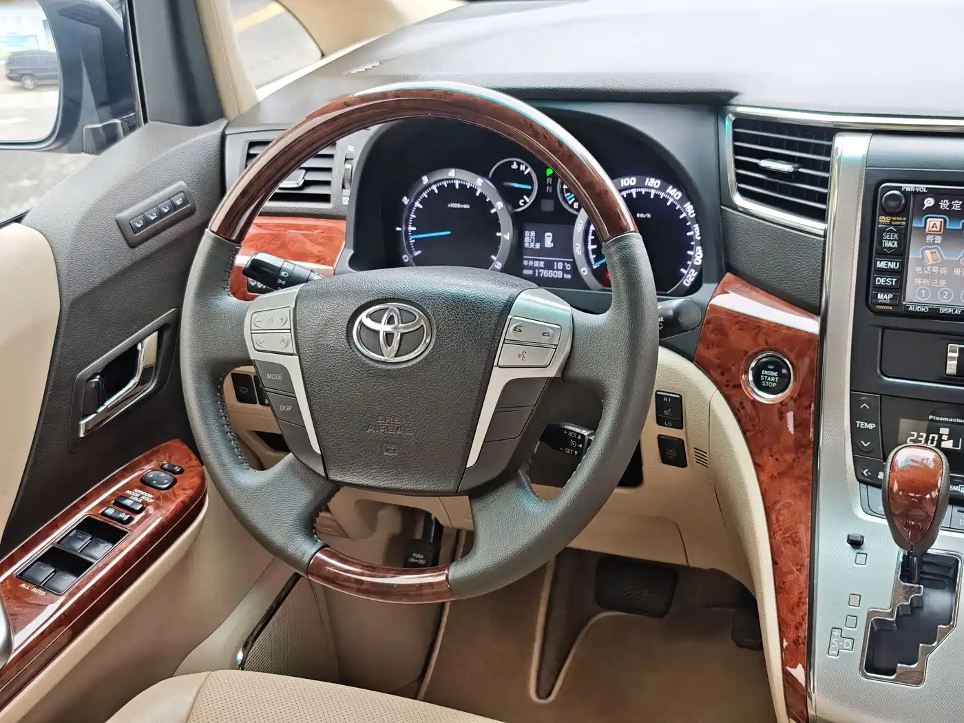 Toyota Alphard 2011 3.5L Luxury Edition фото 25