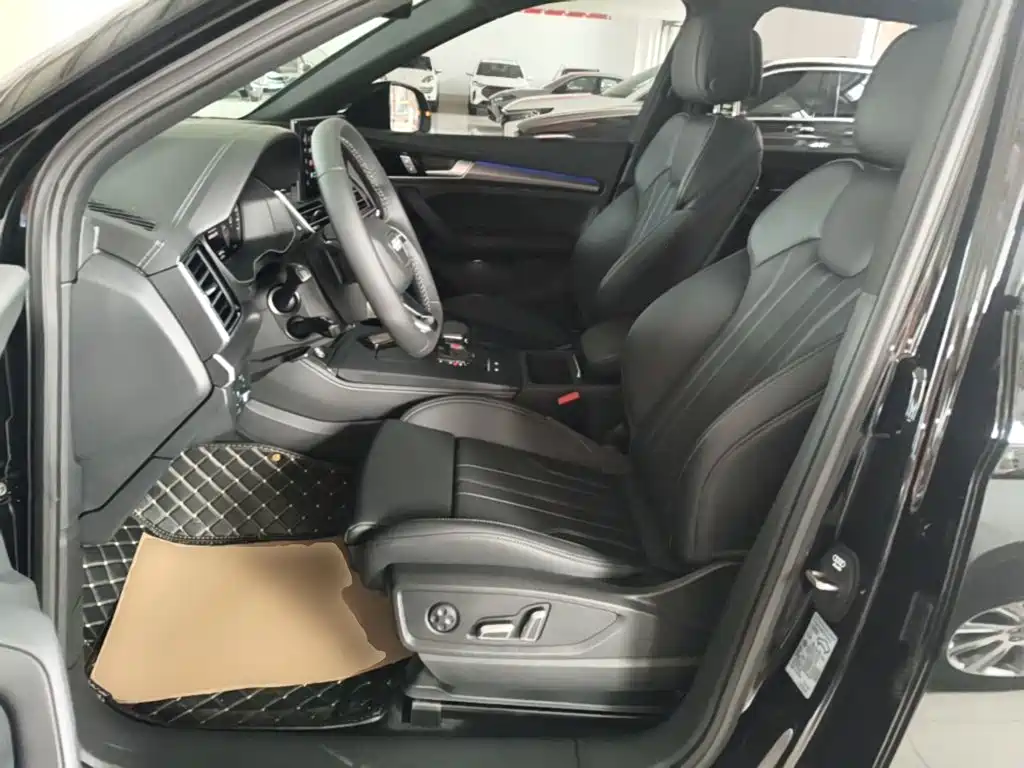 Audi Q5L 2026 2025 45th Anniversary Edition 40 TFSI Luxury Sport
