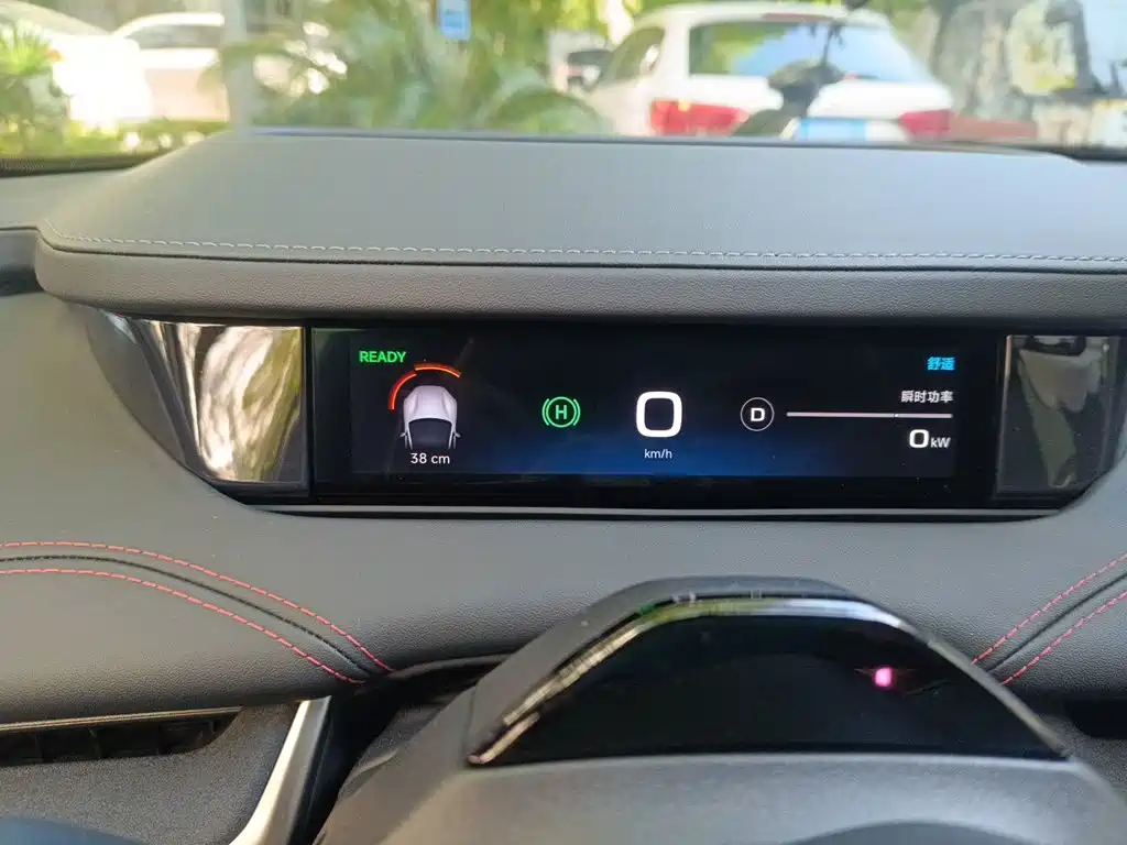 Фото 4 - Xiaomi Auto Xiaomi SU7