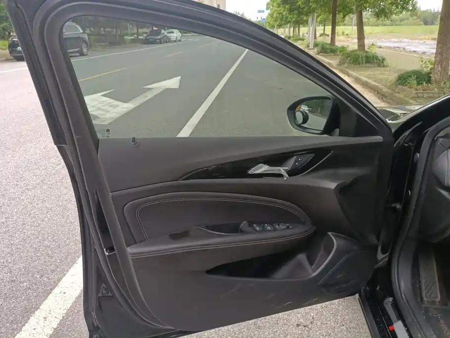 Buick Regal 2026 2025 Model Base Type