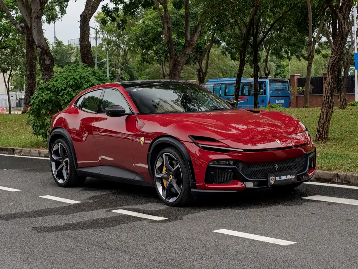 Ferrari Purosangue 2024 2023 6.5L V12
