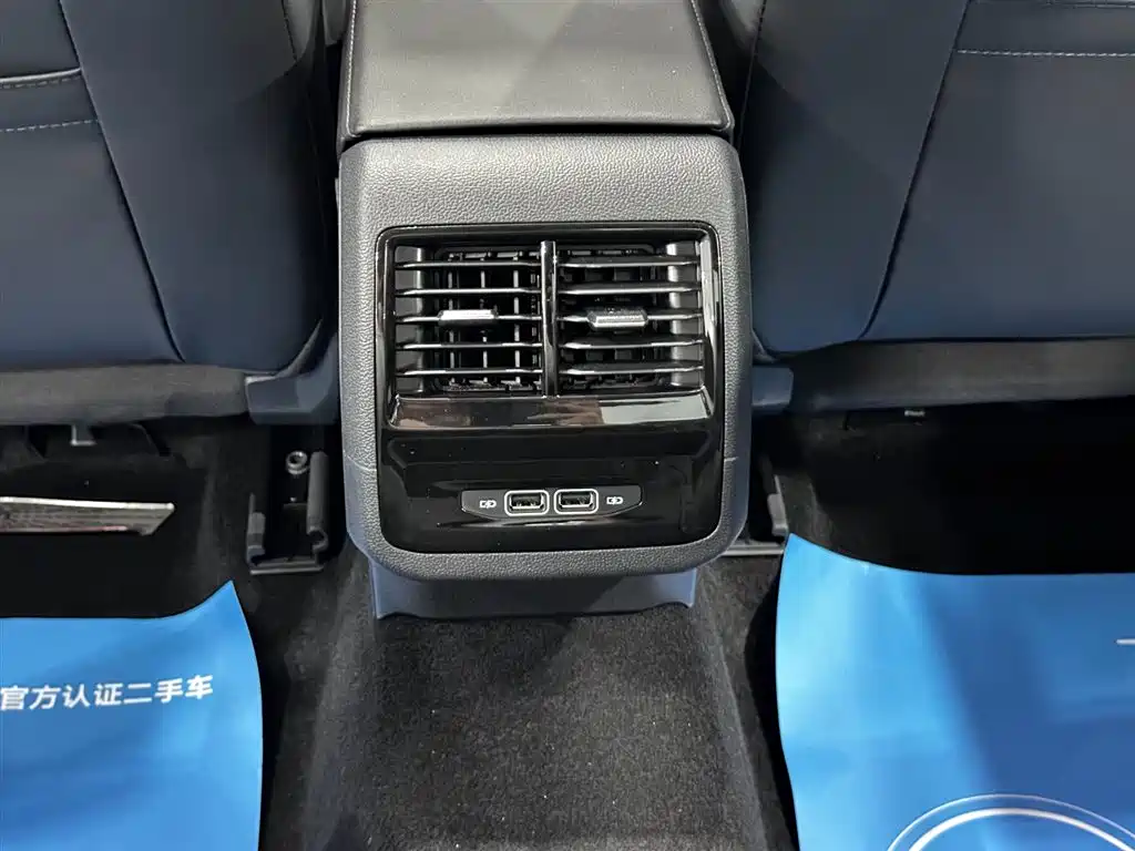 Photo 12 - Volkswagen Sagitar