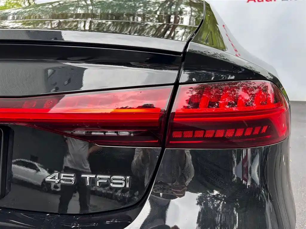 Audi A7 2024 2024 45 TFSI Premium Selection