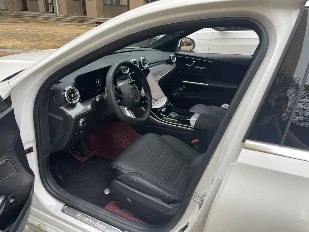 Фото 2 - Mercedes-Benz C-Class