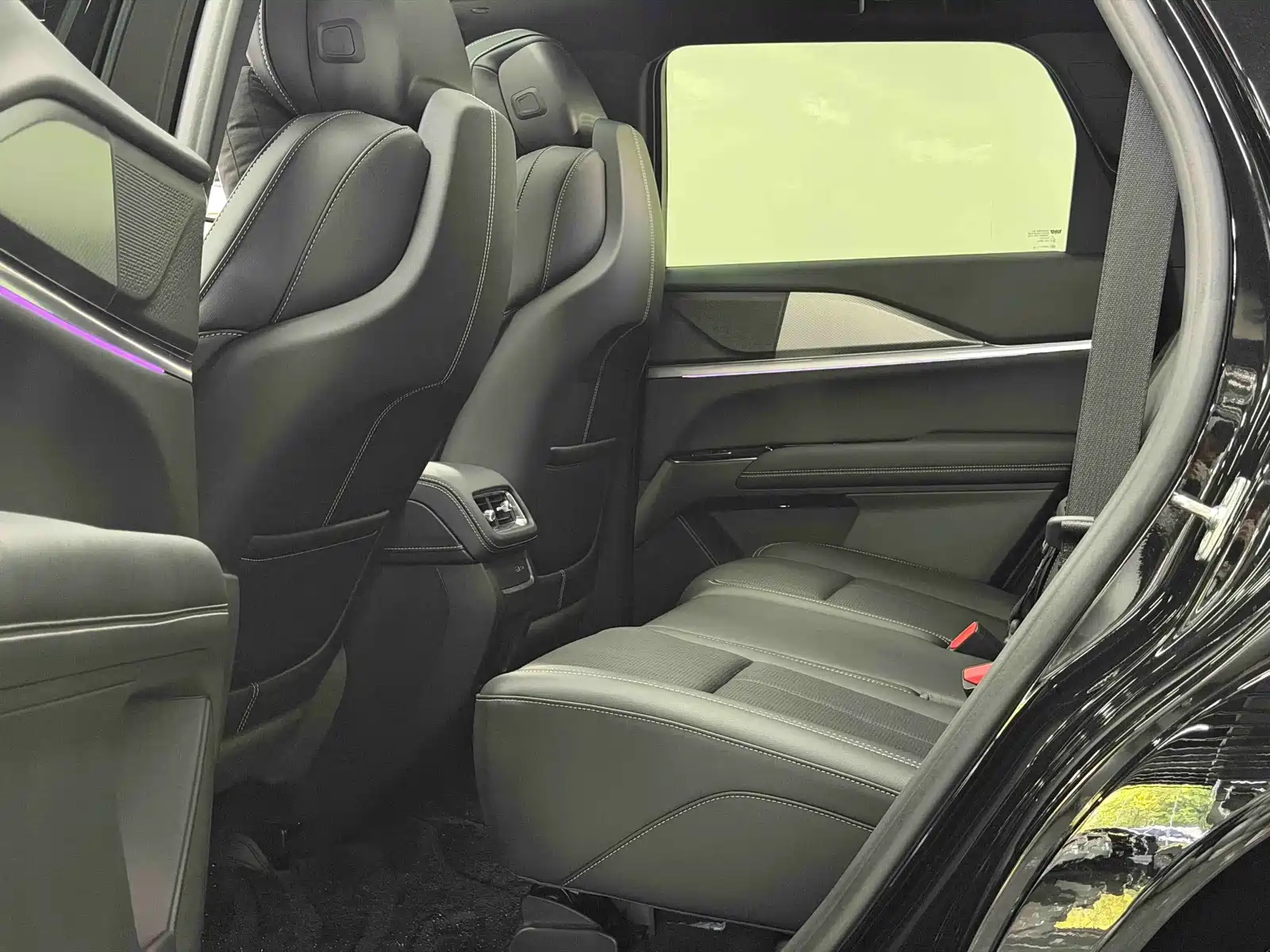 Фото 9 - Cadillac XT5