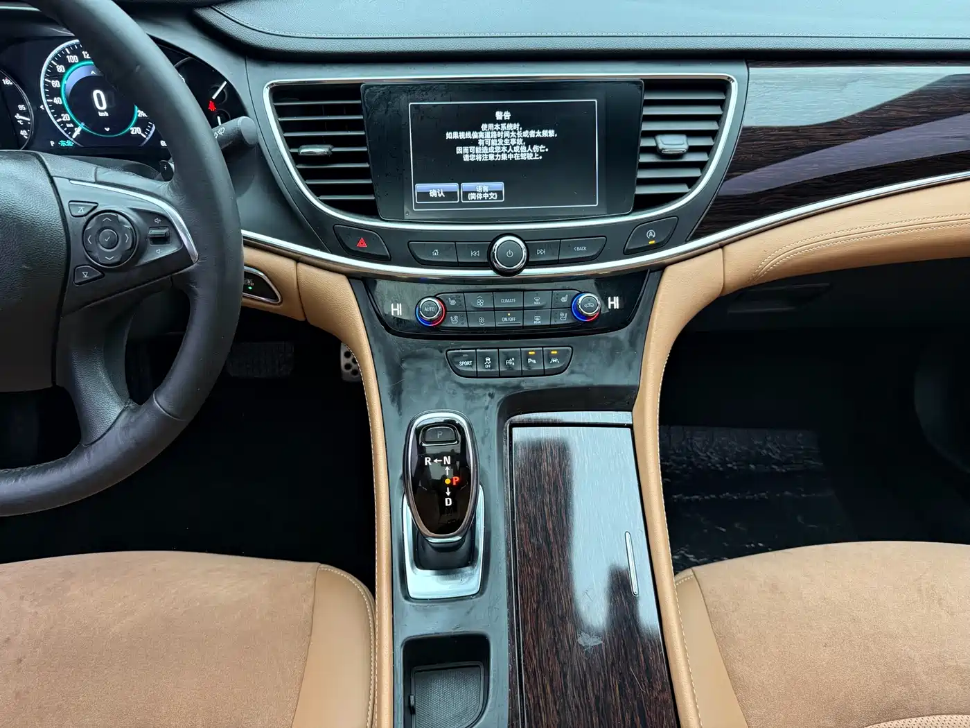 Buick LaCrosse 2016 20T Luxury фото 11