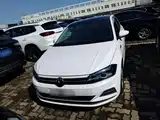 صورة 3 - Volkswagen Polo