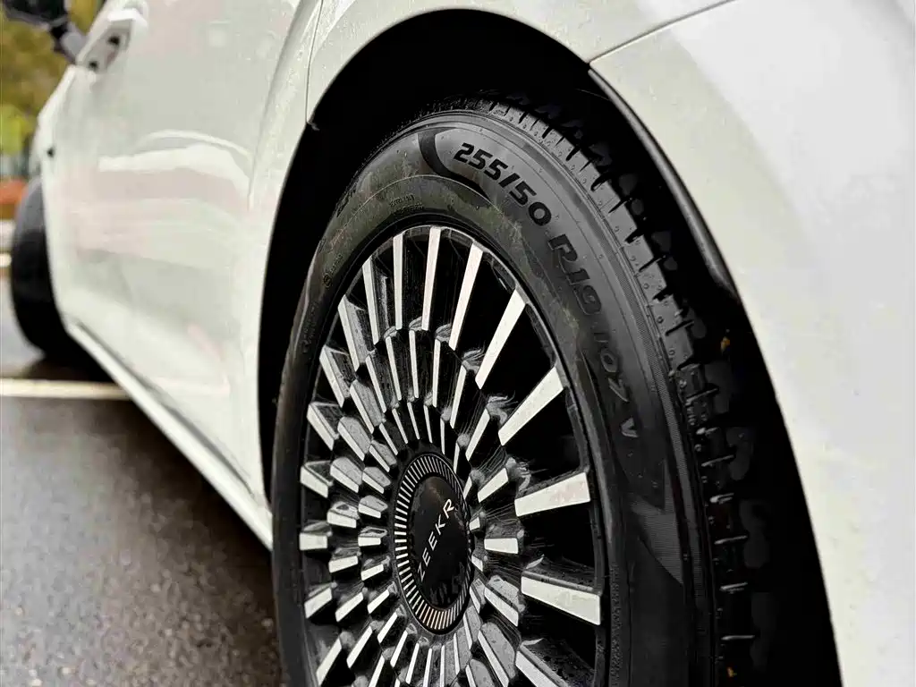 ZEEKR EXTREME KRYPTON 009