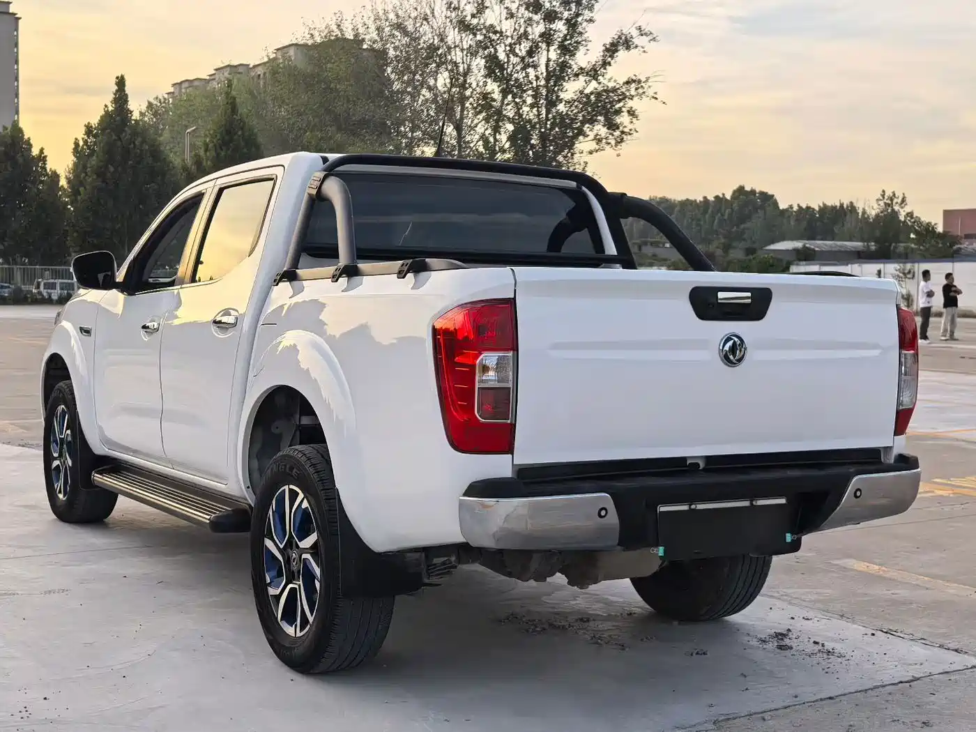 Dongfeng Rich 6 New Energy 2023 2023 Bucket Flagship Edition 350km