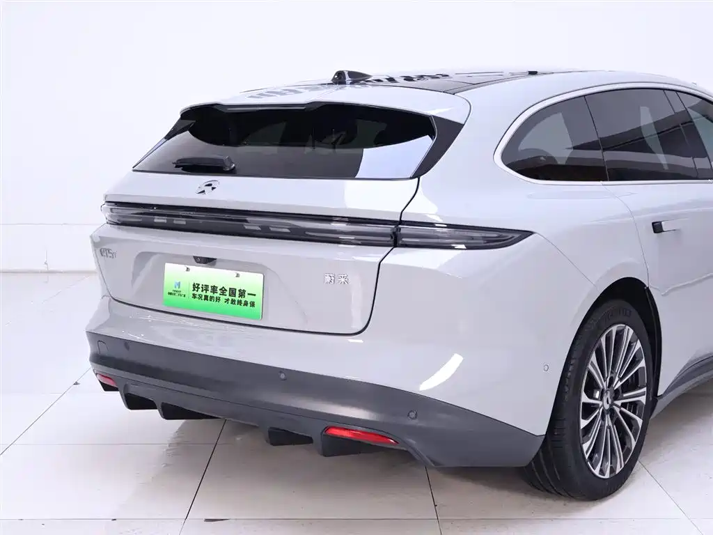 NIO NIO ET5T
