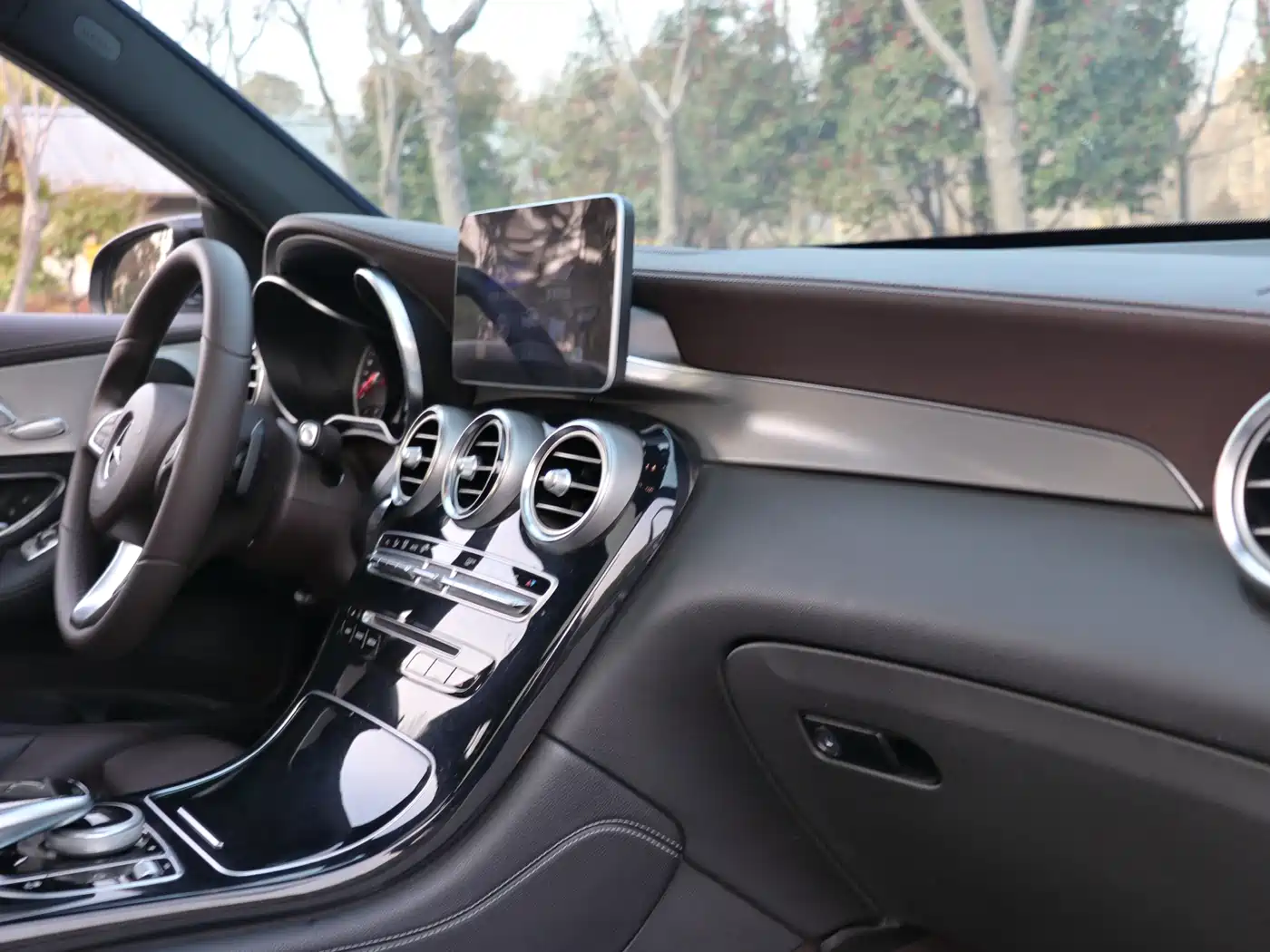 Mercedes-Benz GLC 2017 GLC 200 4MATIC фото 24