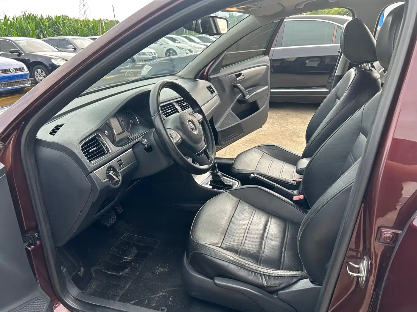 Volkswagen Lavida 2012 2013 1.6L Automatic Luxury Edition