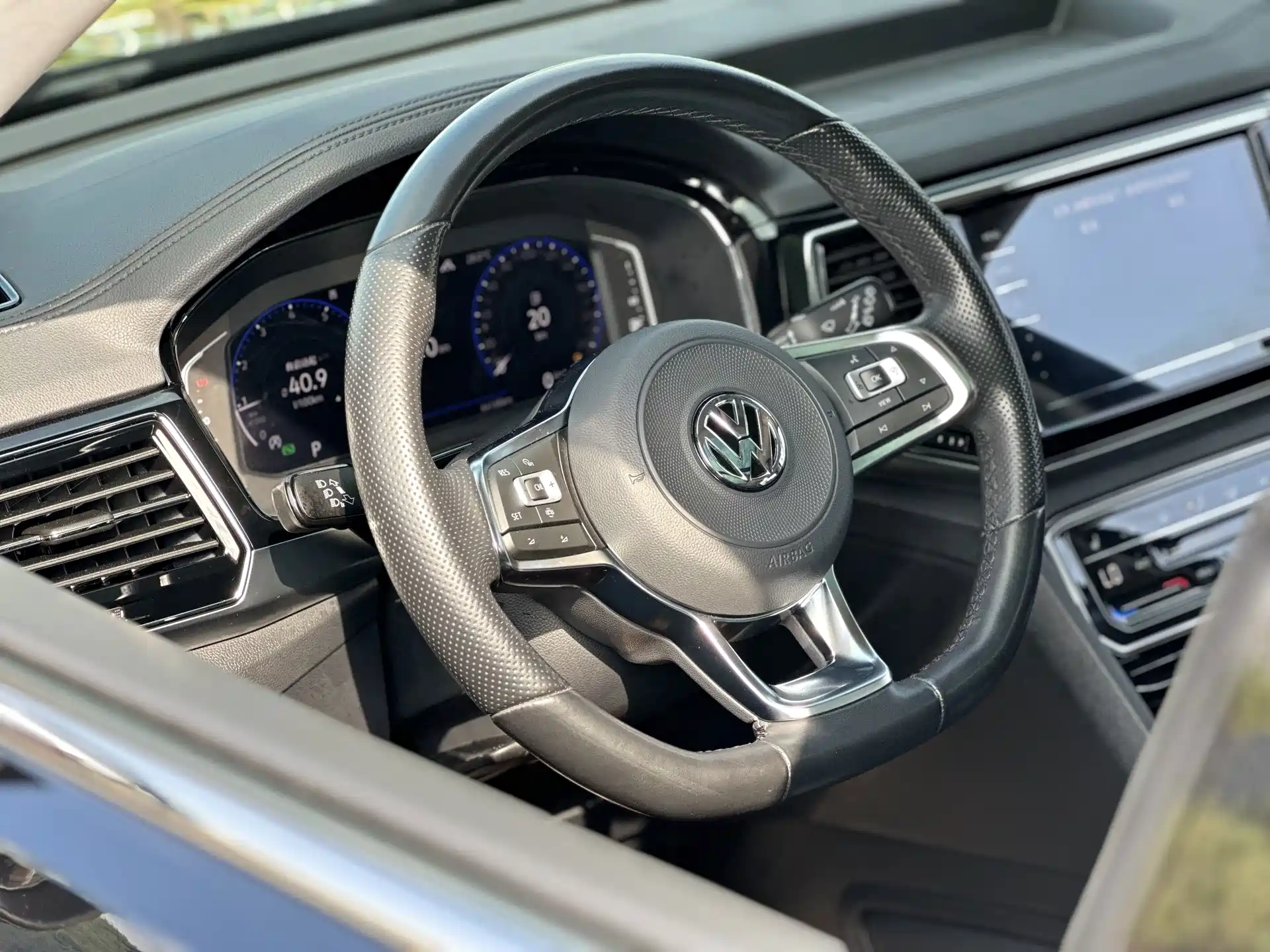Фото 13 - Volkswagen Teramont