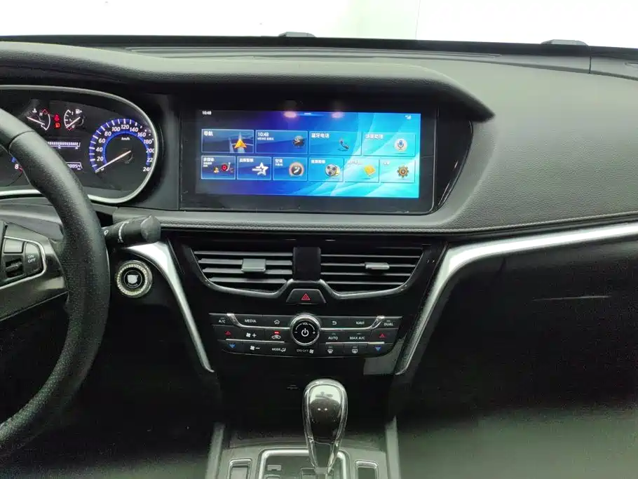 Venucia T90 2018 2018 2.0L CVT Smart Connection Intelligent Edition China V