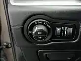 Фото 21 - Jeep Commander