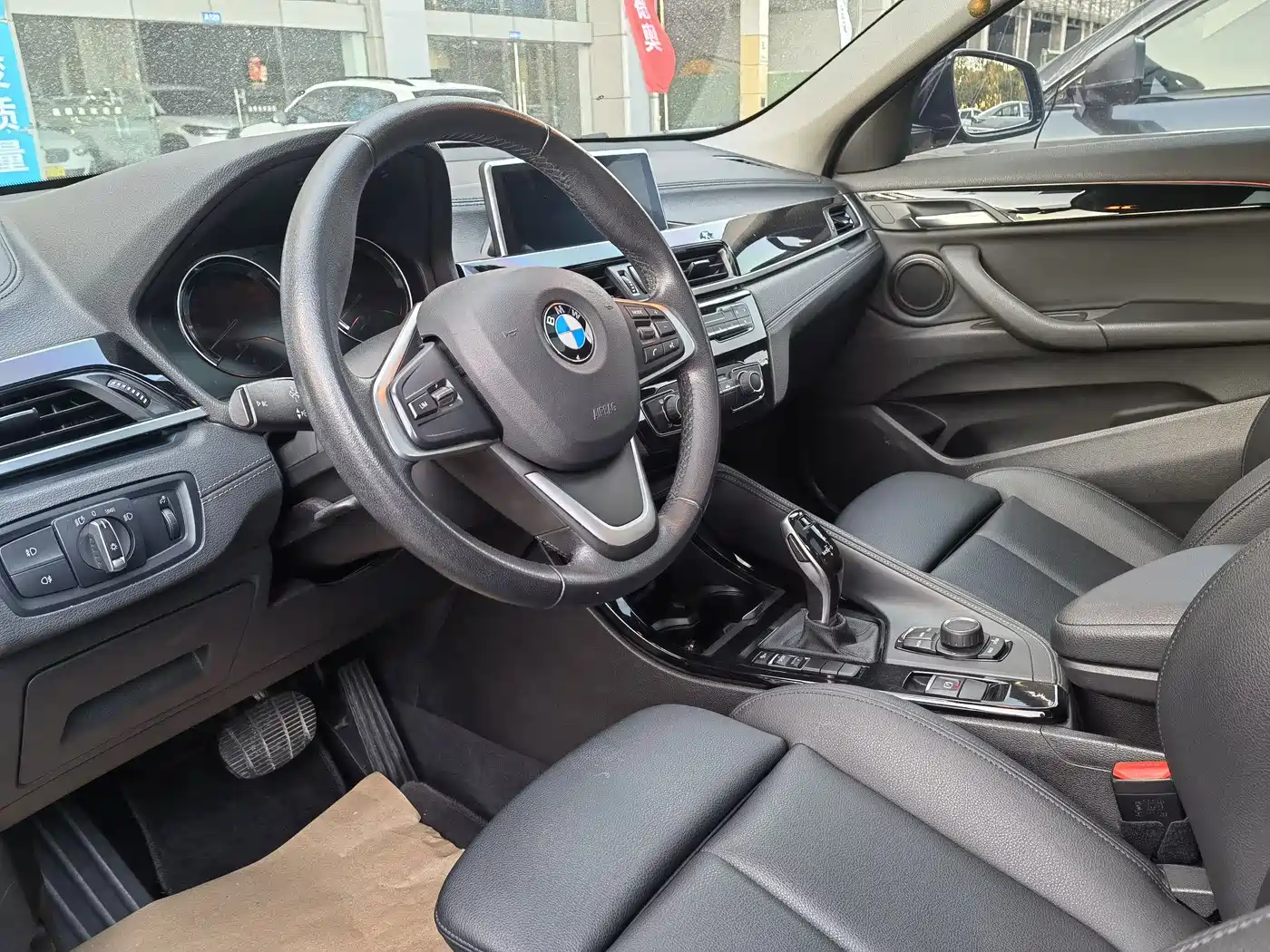 BMW X2 (Import) 2019 sDrive20i M Off-Road Package China VI фото 7
